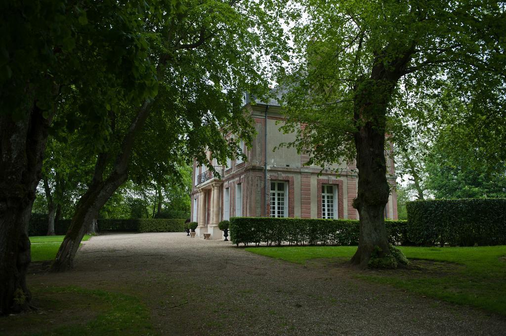 Chateau De Maillot Hotel Bonneville-la-Louvet Buitenkant foto
