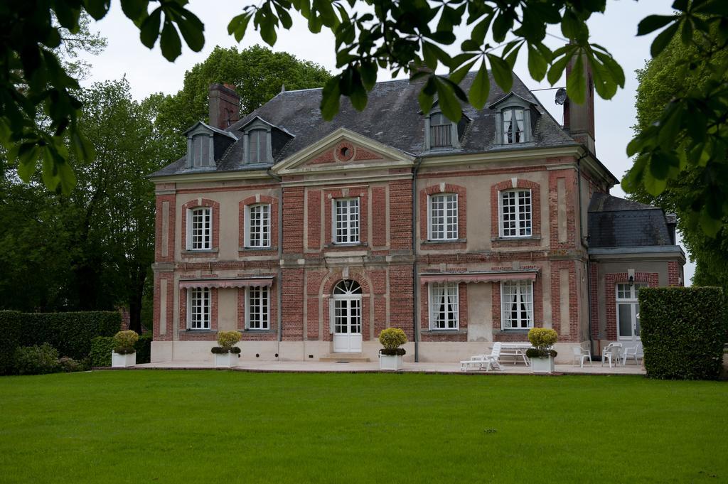 Chateau De Maillot Hotel Bonneville-la-Louvet Buitenkant foto